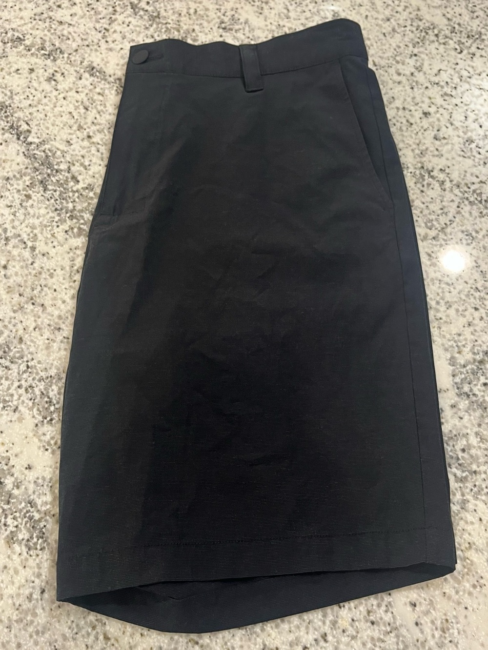 Banana Republic Mens 38” x 9” Black Core Temp Performance Shorts Elastic Waist